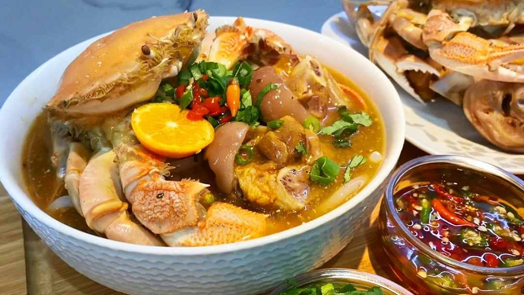 Cách nấu nước dùng bánh canh ghẹ giò heo