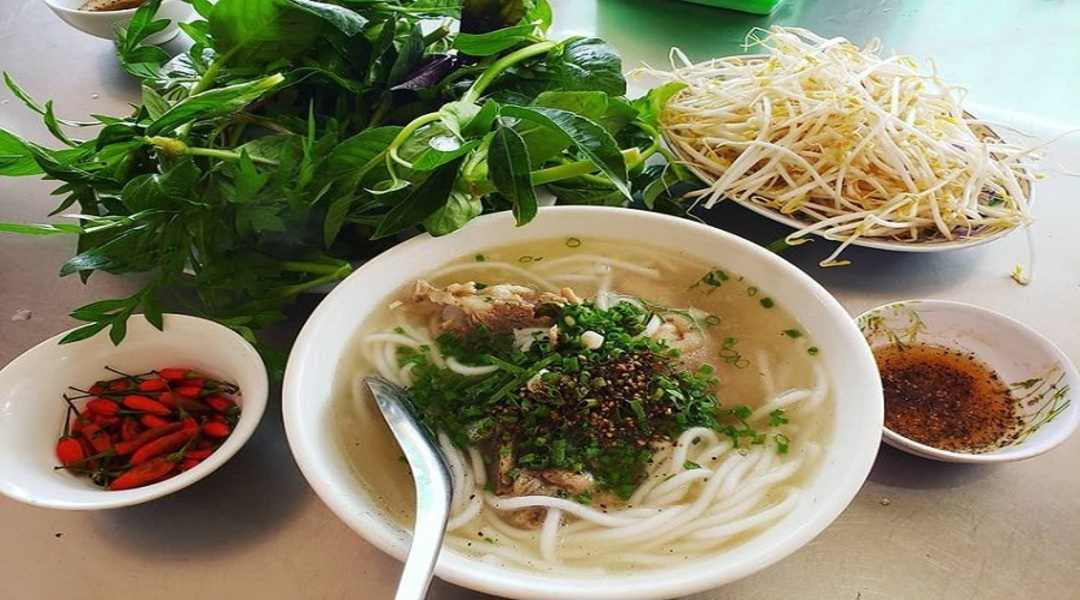 Món bánh canh này có mức giá từ 30k trở lên cho 1 bát