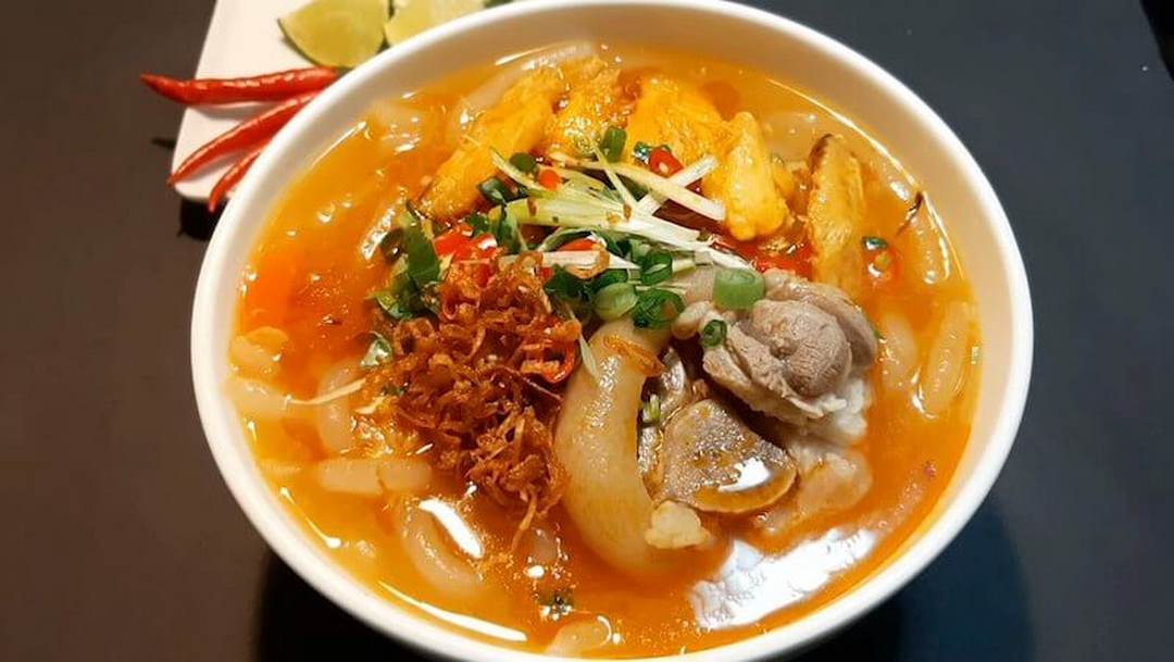 Bánh canh cua cũng có nhiều protein